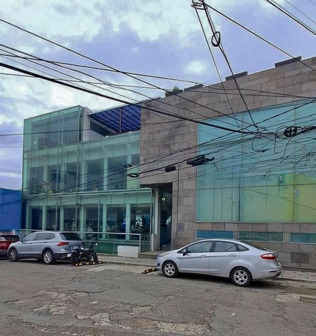 Edificio Corporativo/Educativo de 8 Niveles en Colonia La Paz, Puebla
